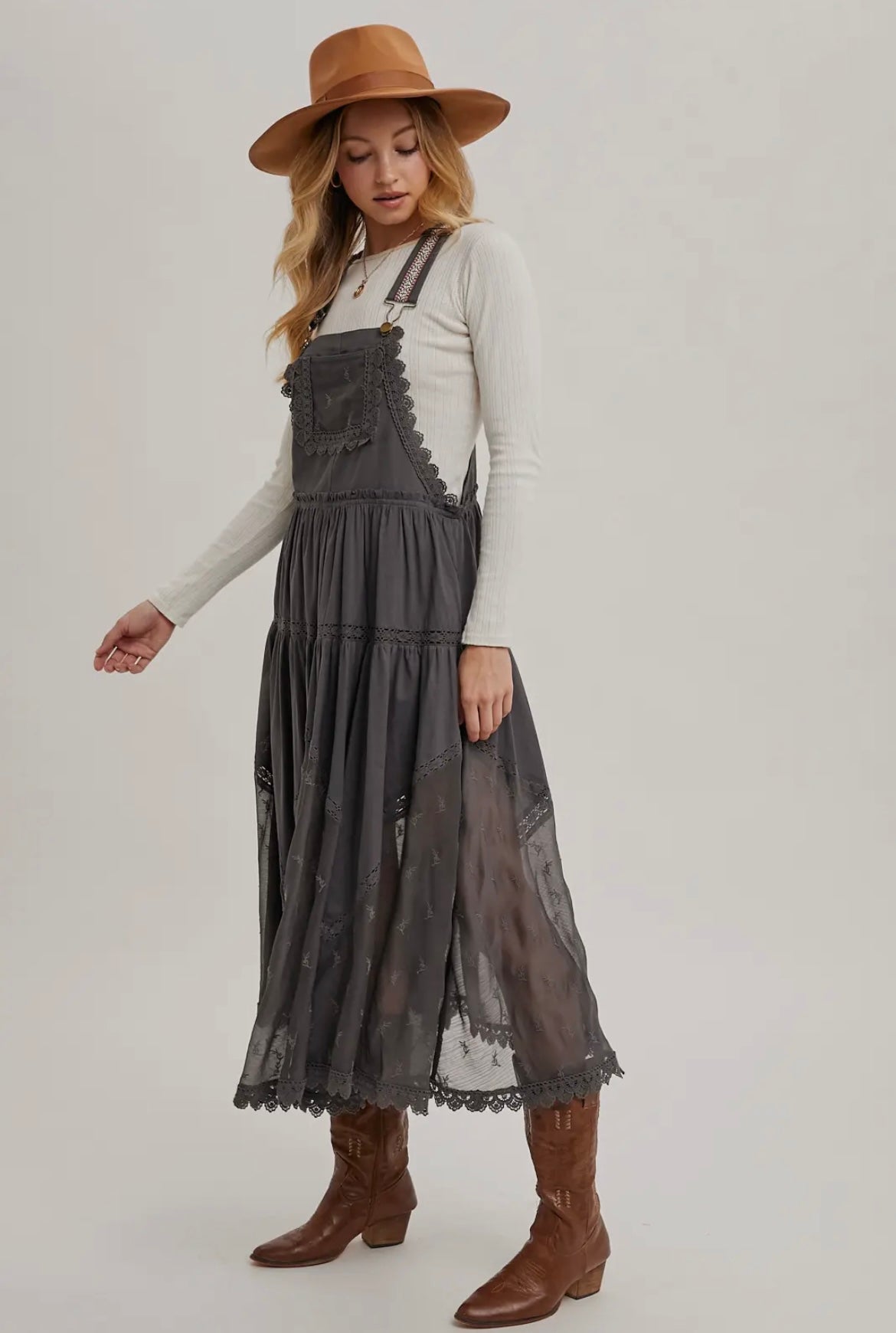 Lace Embroidered Tulle Bib
Maxi Dress