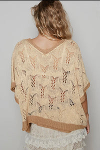 V-Neck Sleeveless Flower
Outseam Thin Sweater Top