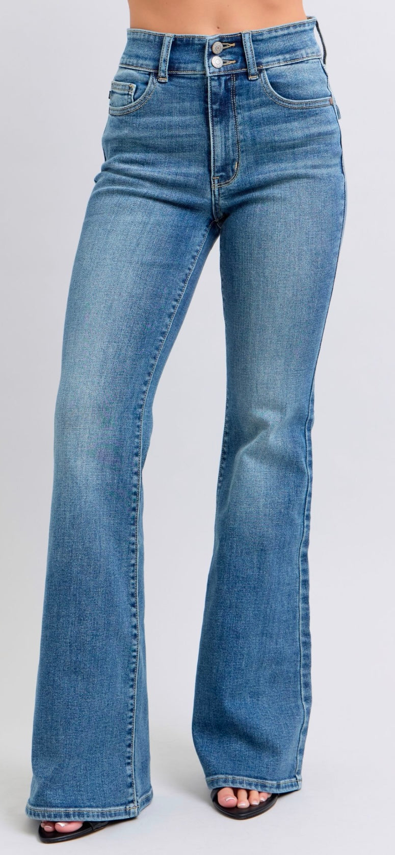 Judy blue high rise button pocket