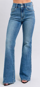 Judy blue high rise button pocket