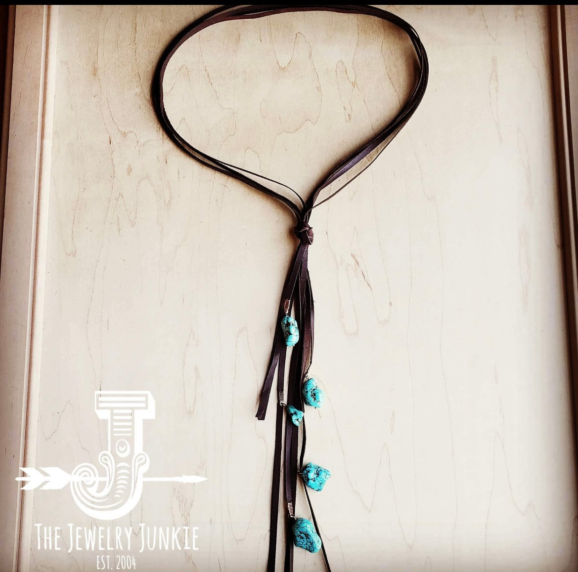Lasso necklace with turquoise